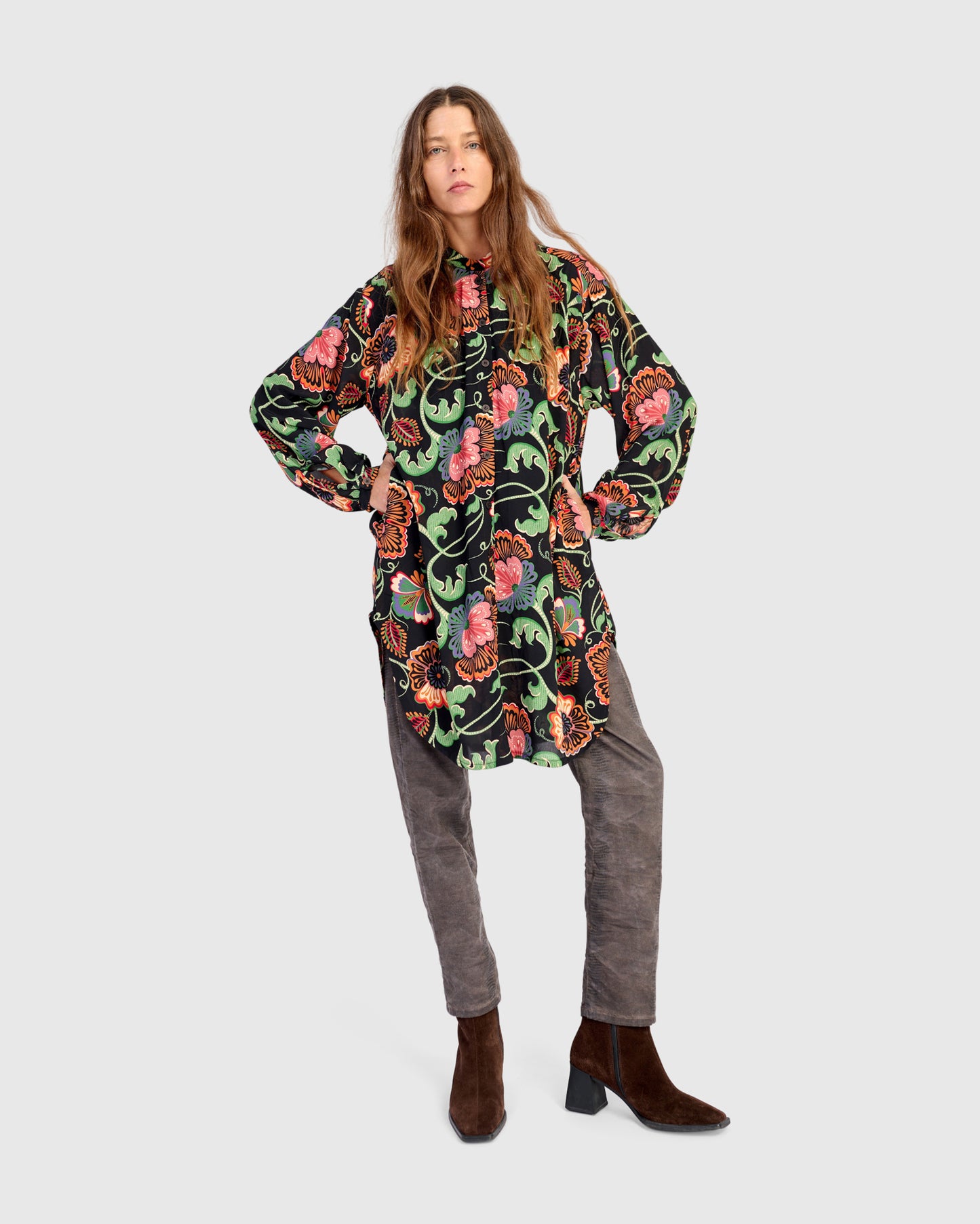 טוניקה לילוש מכופתרת מודפסת