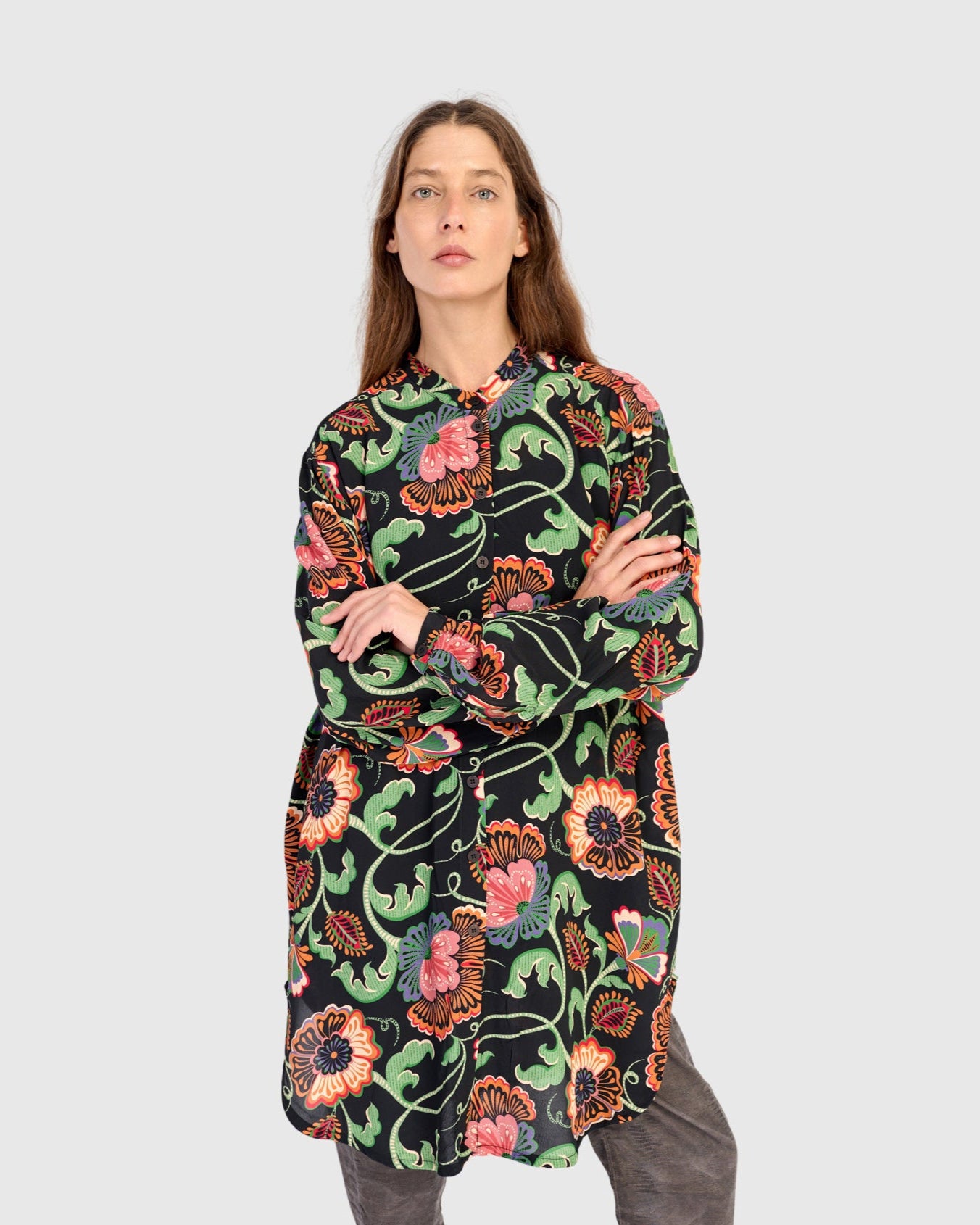 טוניקה לילוש מכופתרת מודפסת