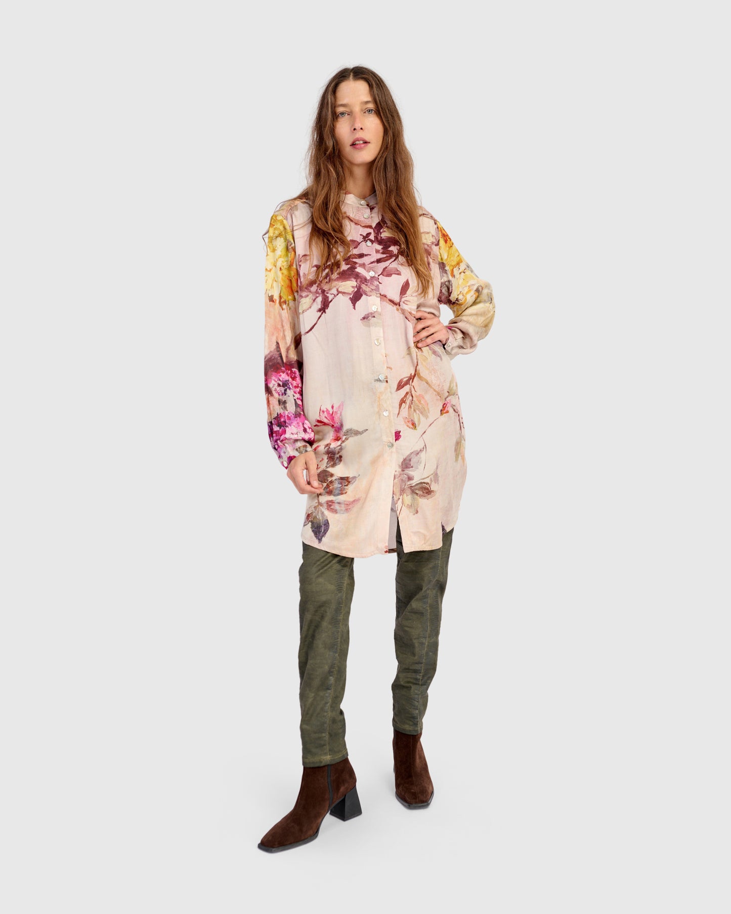 טוניקה לילוש מכופתרת פרח