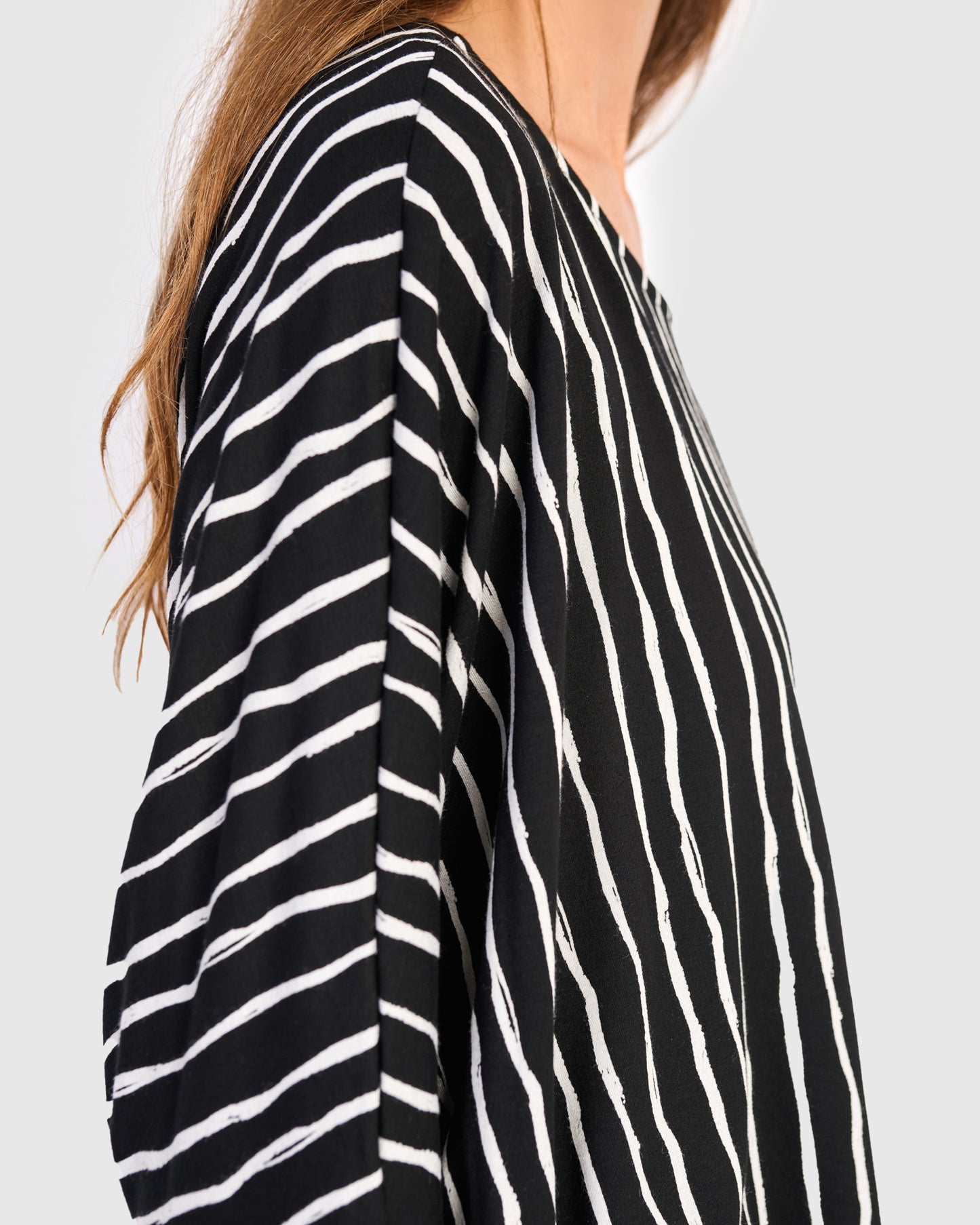 טוניקה רינה פס רחב