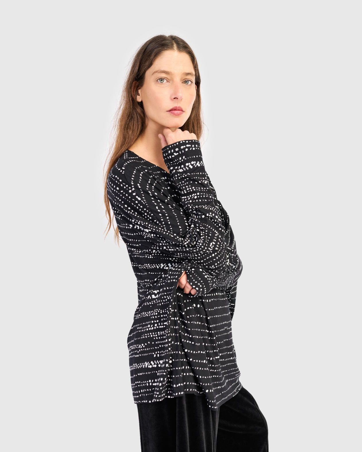 טוניקה רינה נקודות