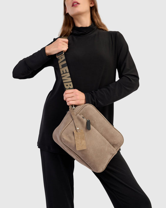 תיק משופר קפוצ'ינו