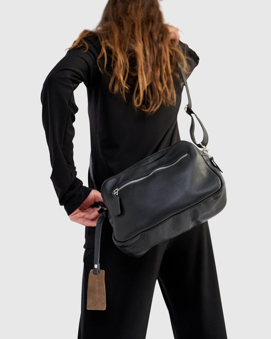 תיק חמודי שחור