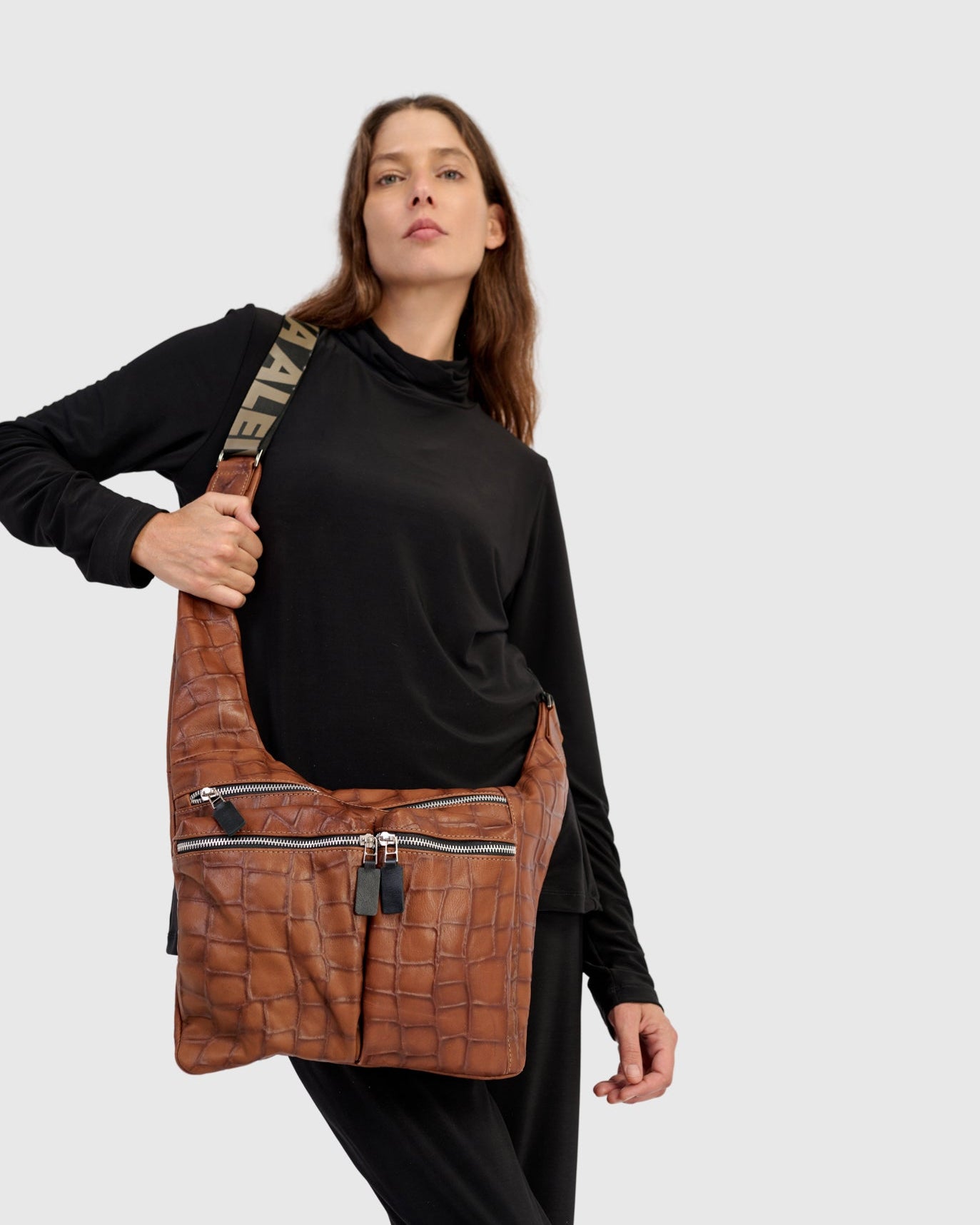 תיק סמיילי קוניאק