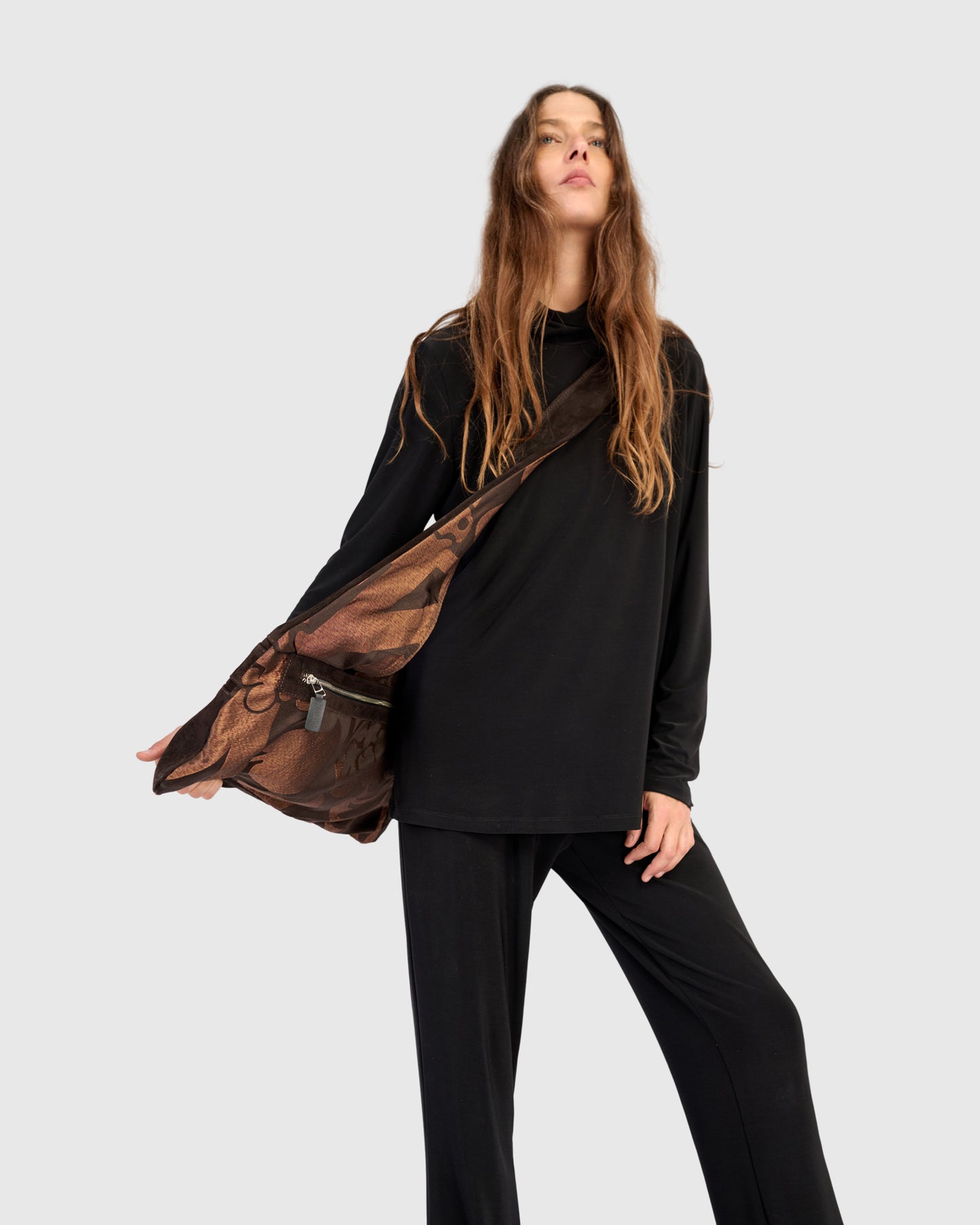 תיק חופשי חום