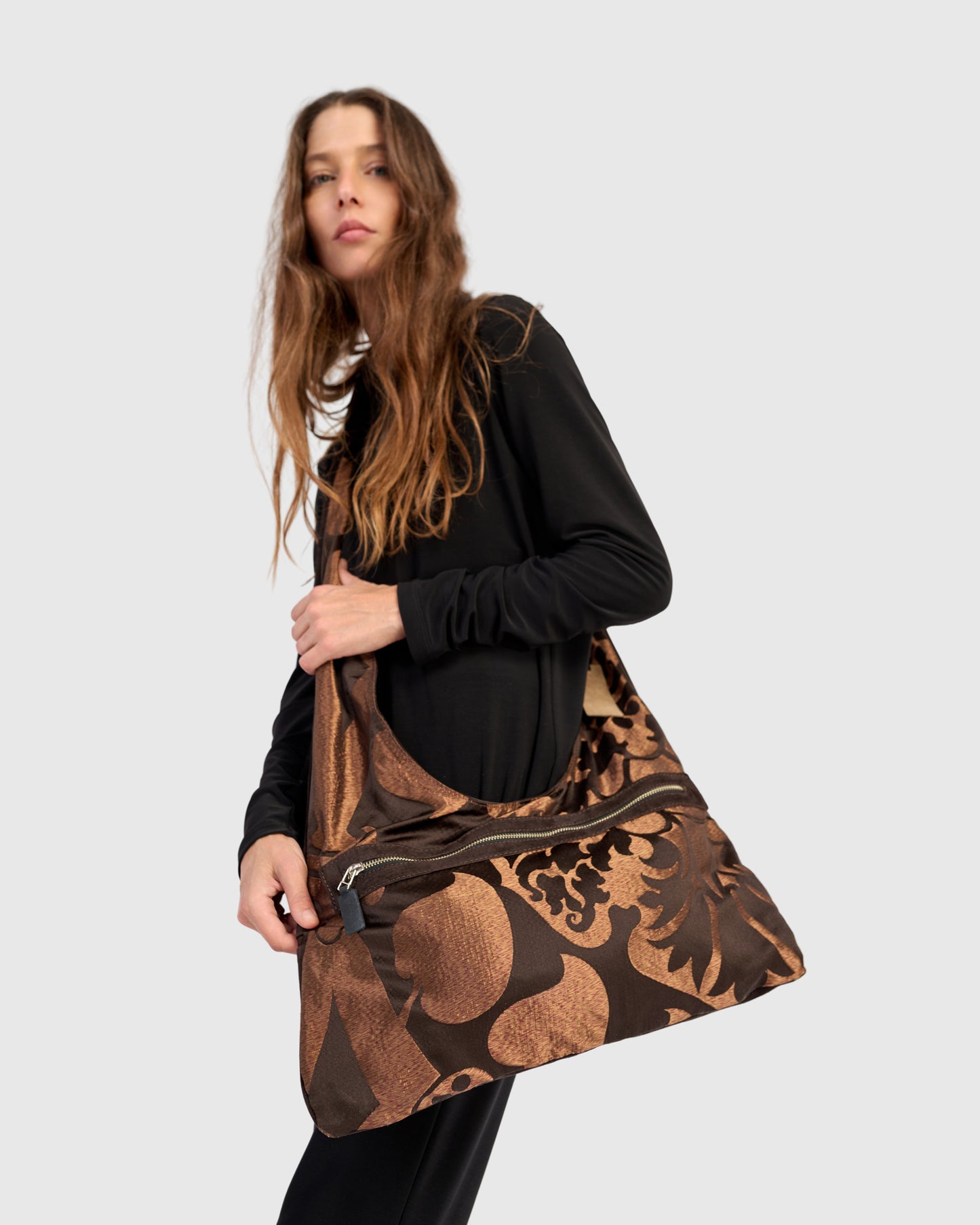 תיק חופשי חום