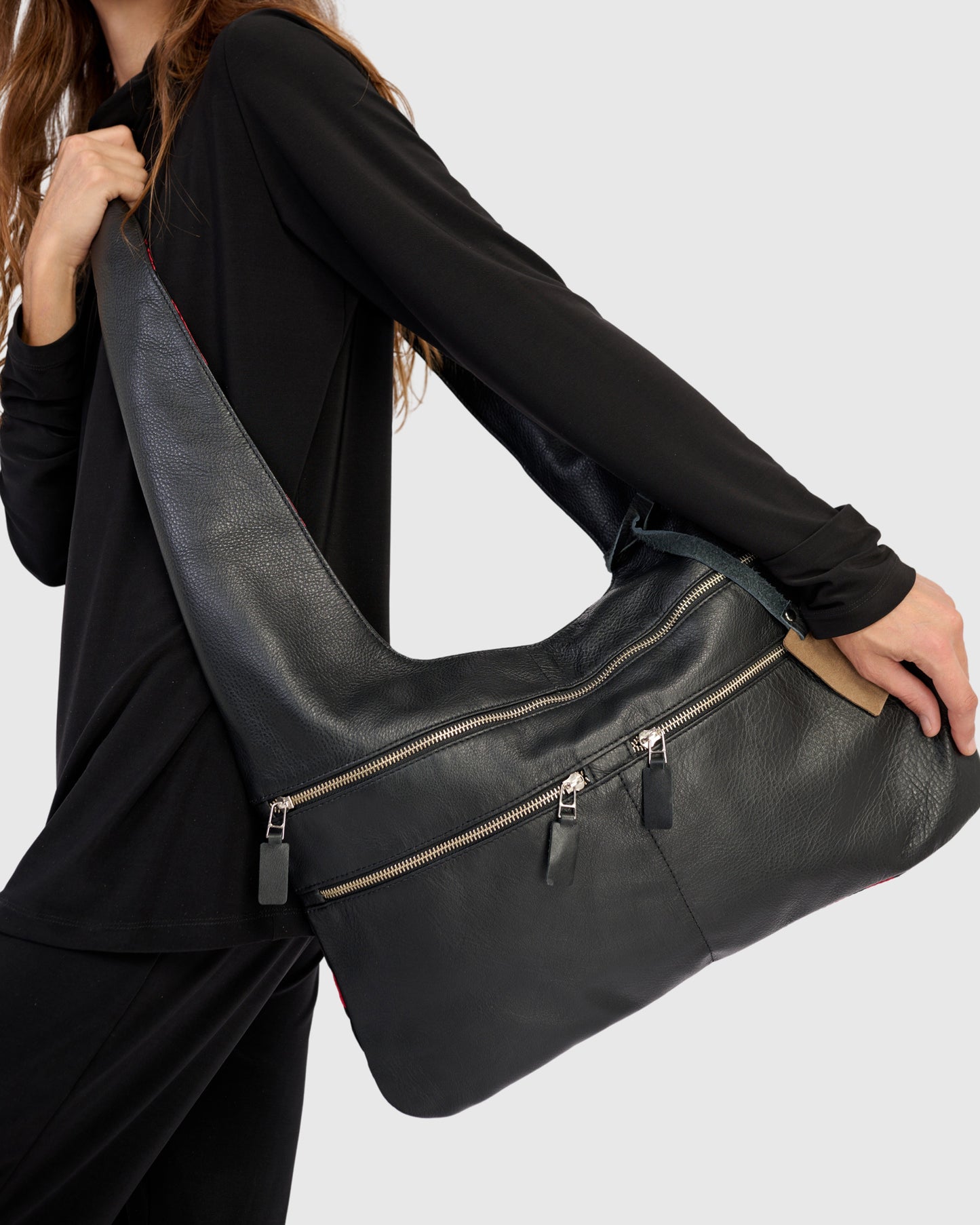 תיק חופשי שחור