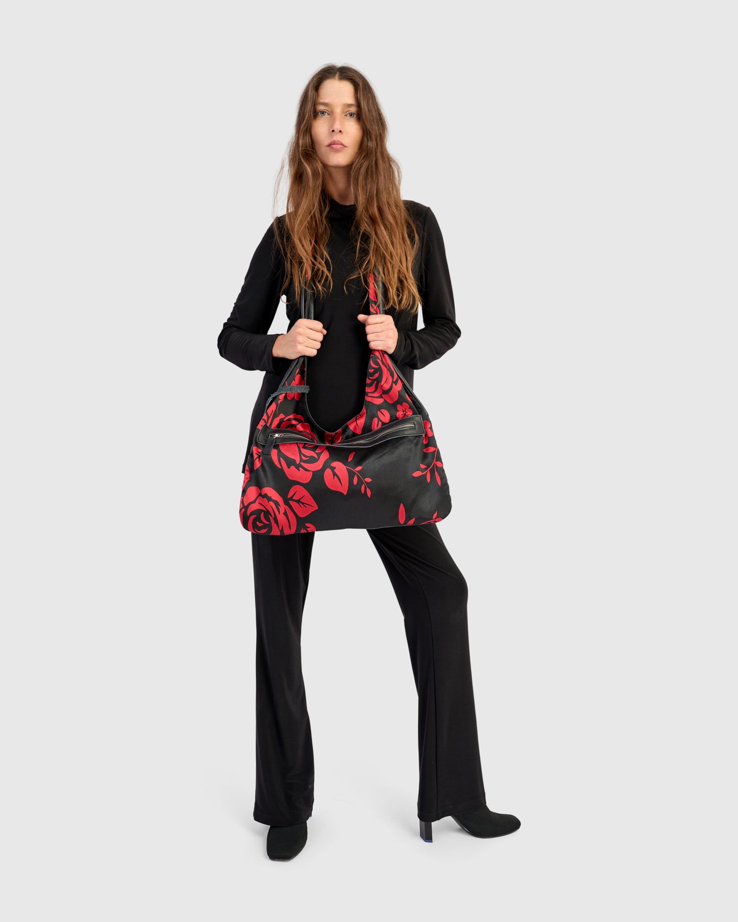 תיק חופשי שחור