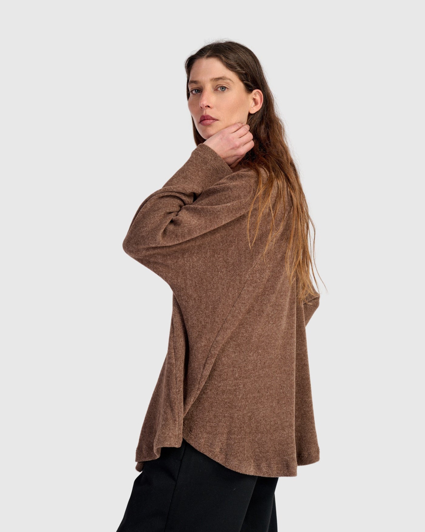 טוניקה חסידה חורפית חומה