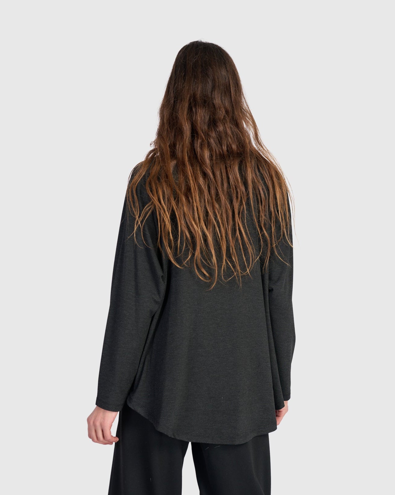 טוניקה חסידה חורפית אפורה כהה