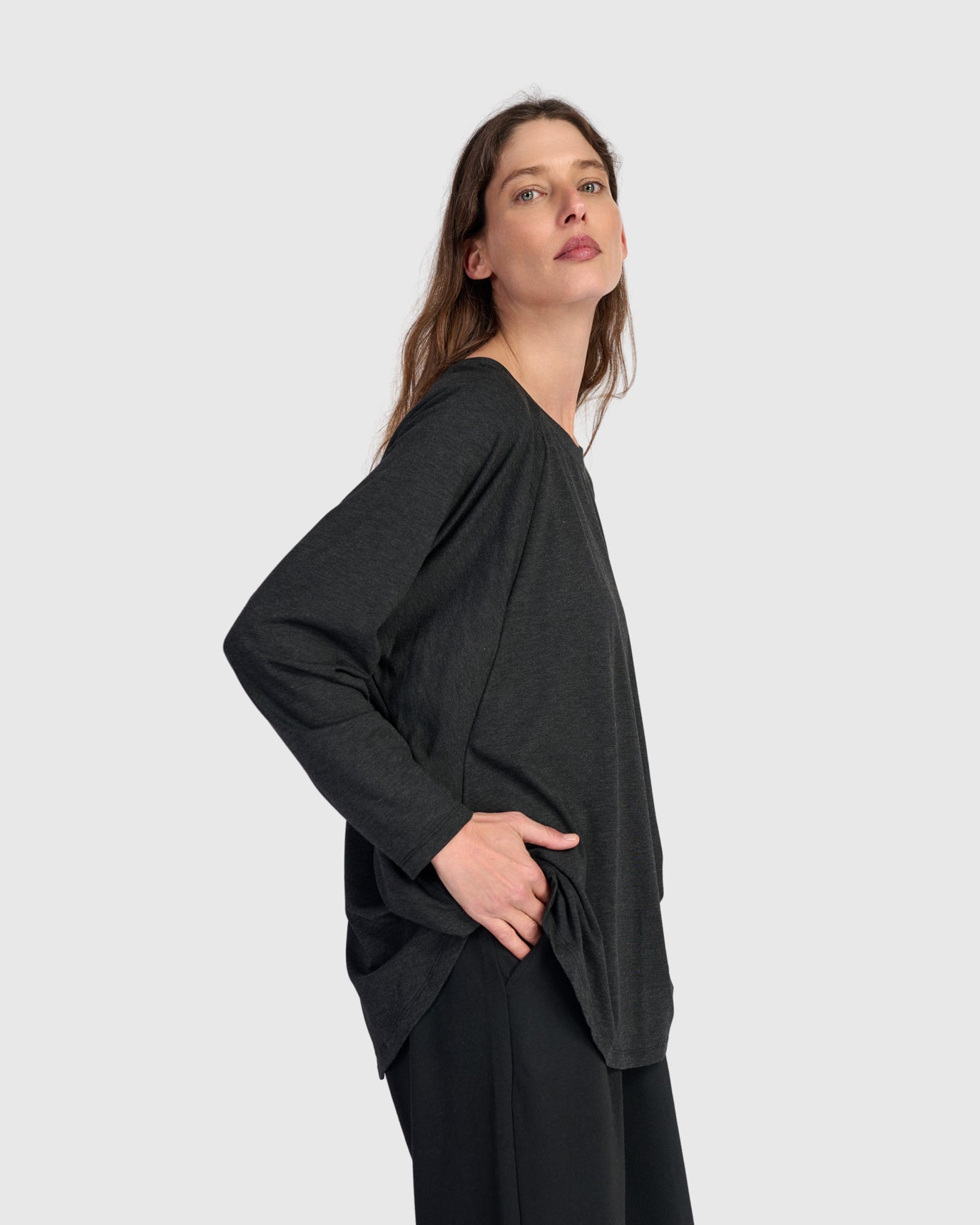 טוניקה חסידה חורפית אפורה כהה