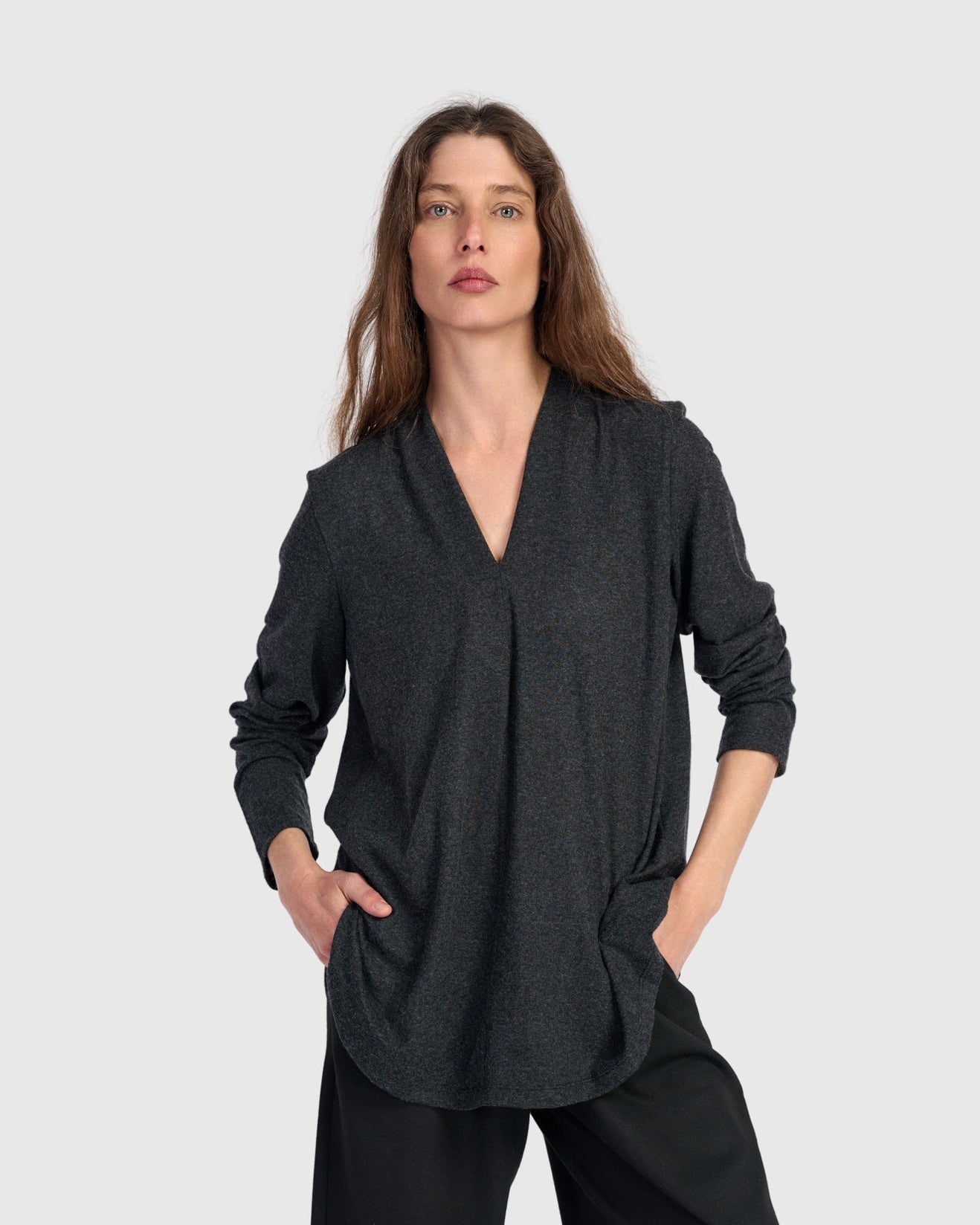 טוניקה דובדבנית חורפית אפורה כהה