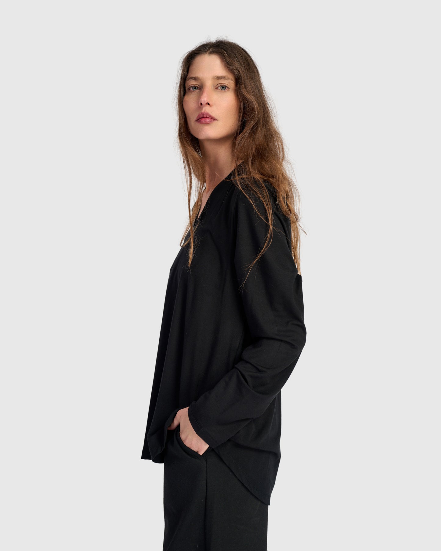 טוניקה דובדבנית חורפית שחורה