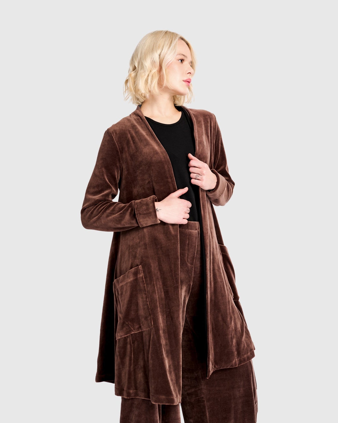 ז'קט מסתובב קטיפה חום