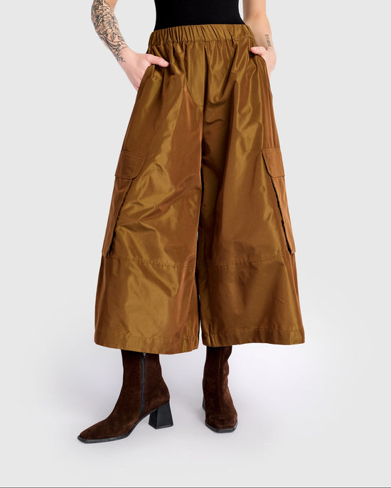 מכנסי אורבן טאפט זית