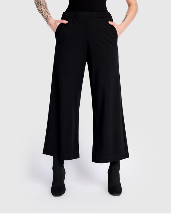 מכנסי בסטי שחור ג'רסי