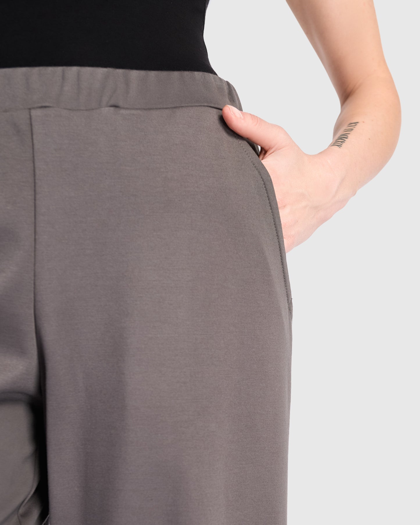 מכנסי בסטי אפור