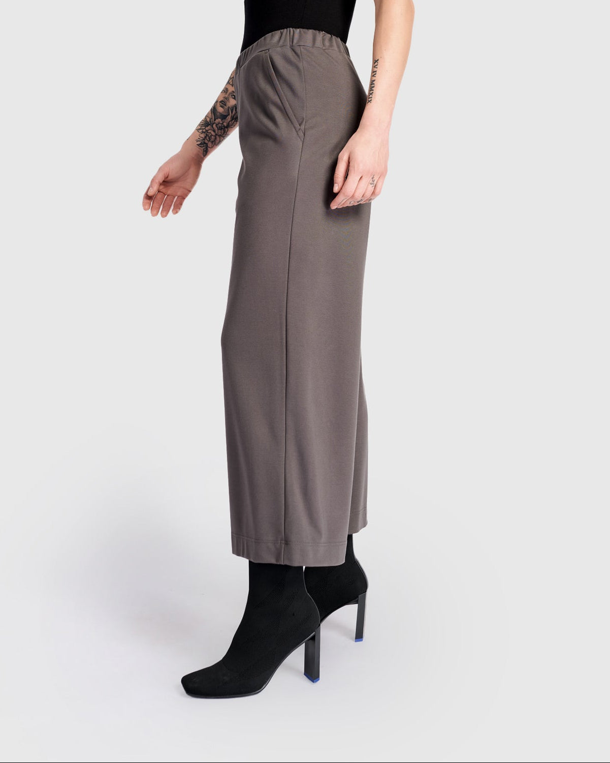 מכנסי בסטי אפור