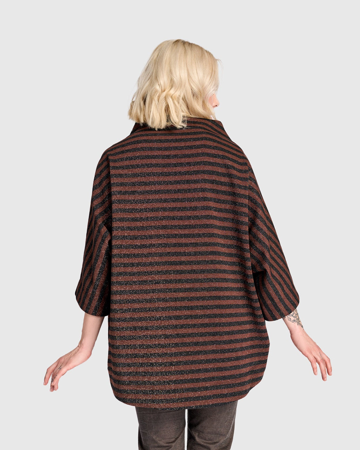 סווטשירט קייצי פס חום לורקס