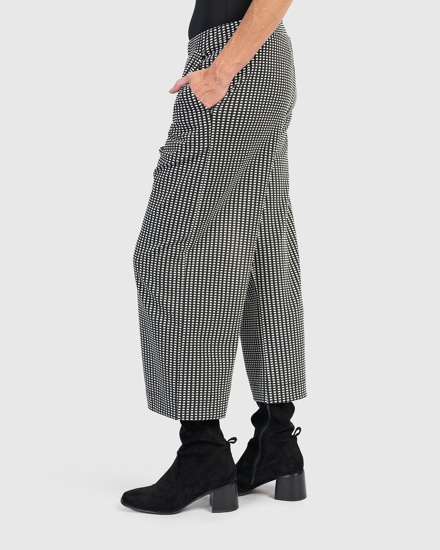 מכנסי בסטי פיקסלים
