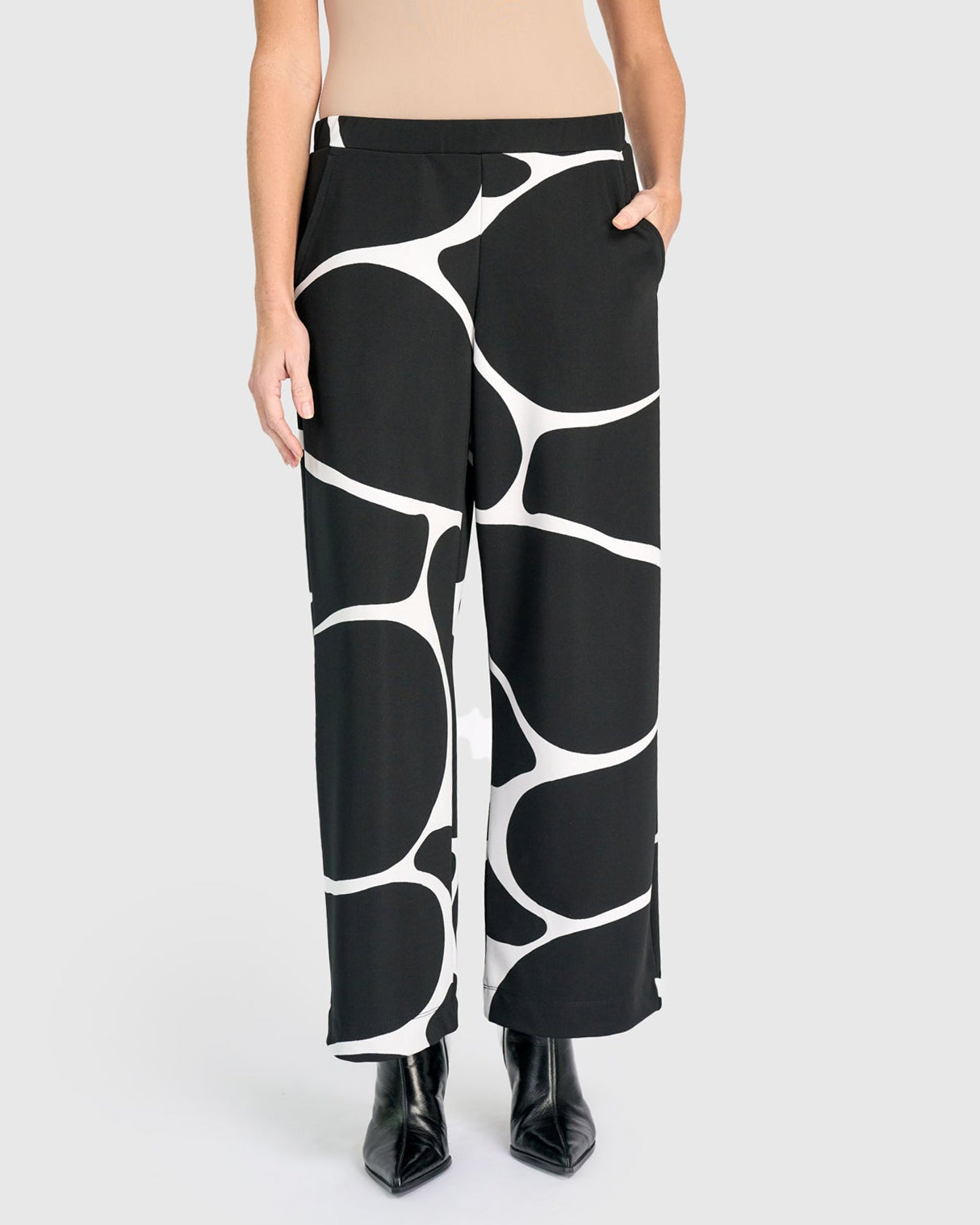 מכנסי בסטי שחור לבן מיקס