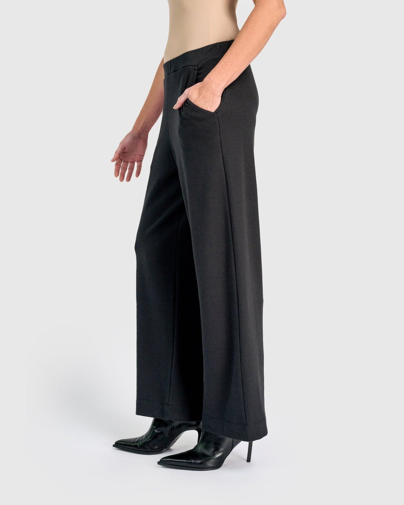 מכנסי בסטי חורפי שחור