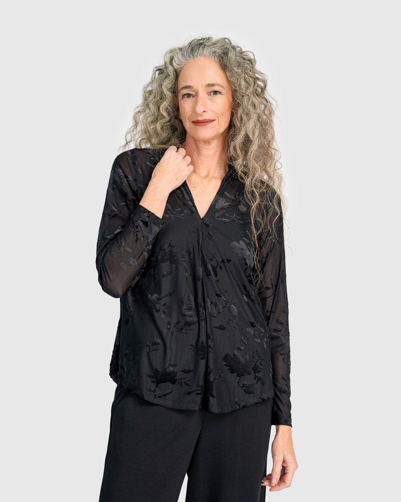 טוניקה דובדבנית פרח קטיפה שחור