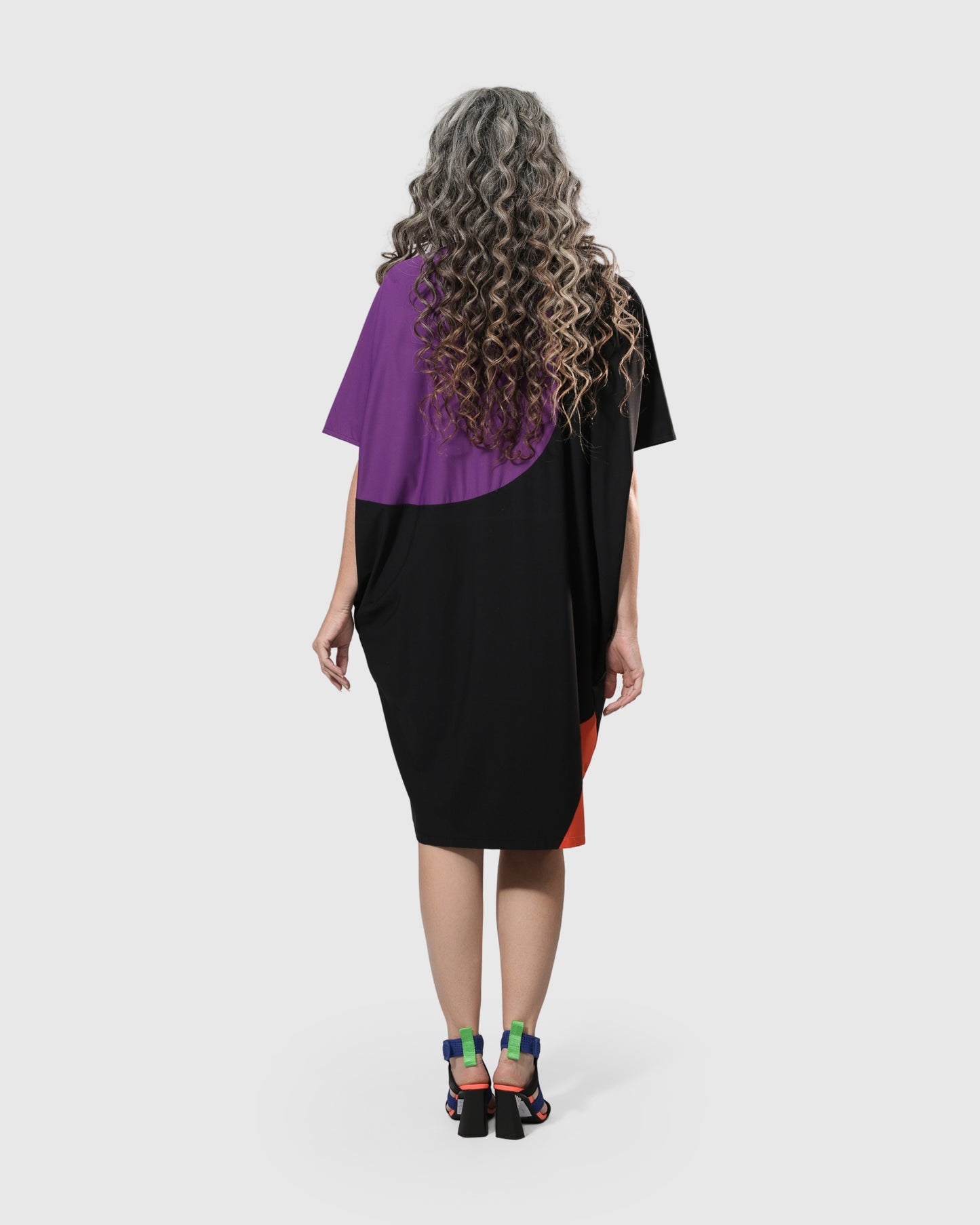 שמלה אוברסייז שחורה