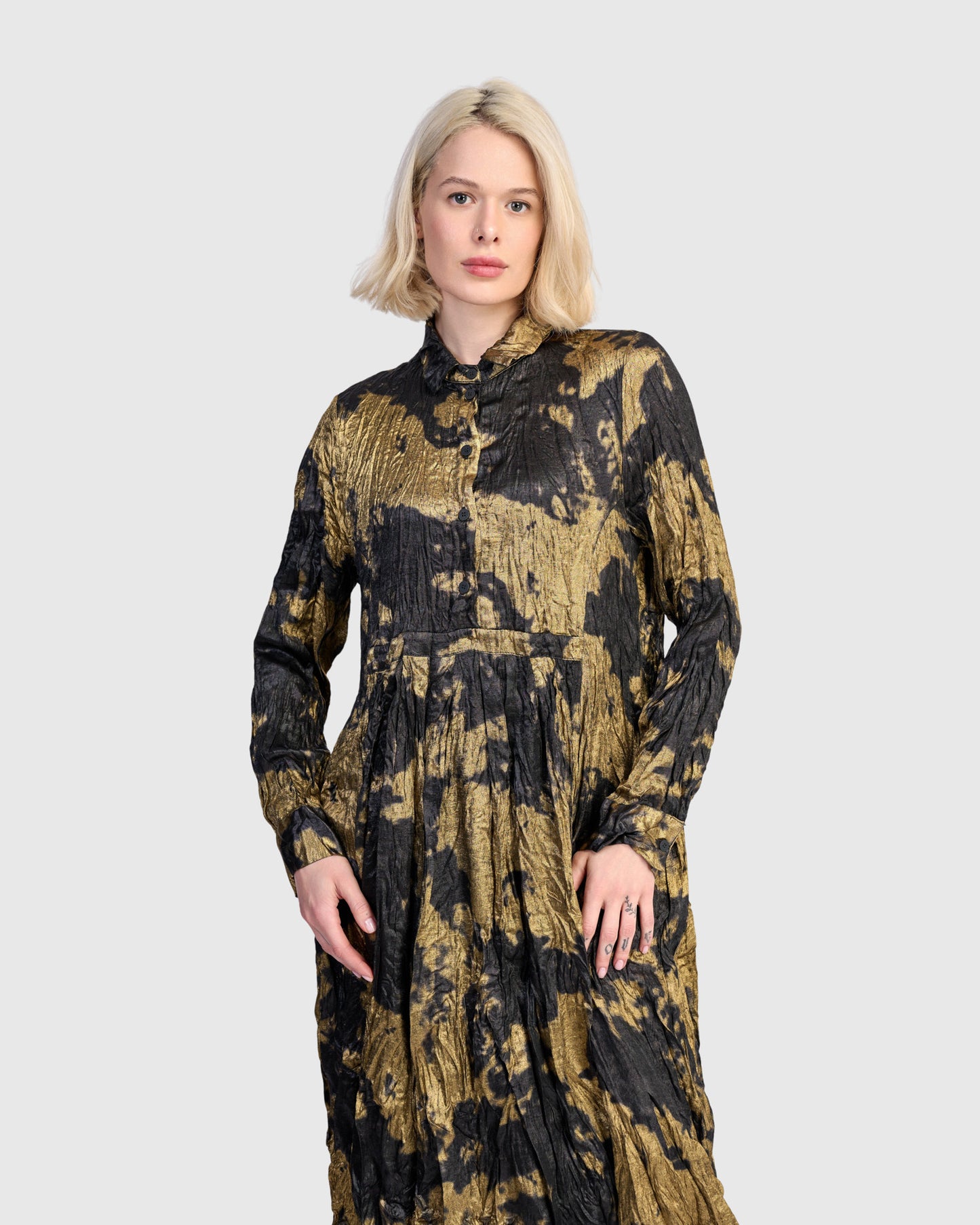 שמלה מטאלית זהב