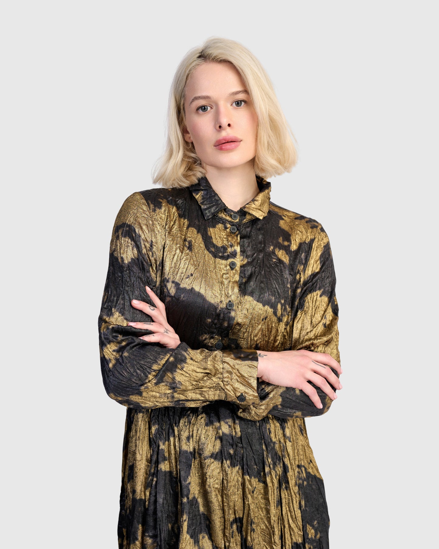 שמלה מטאלית זהב