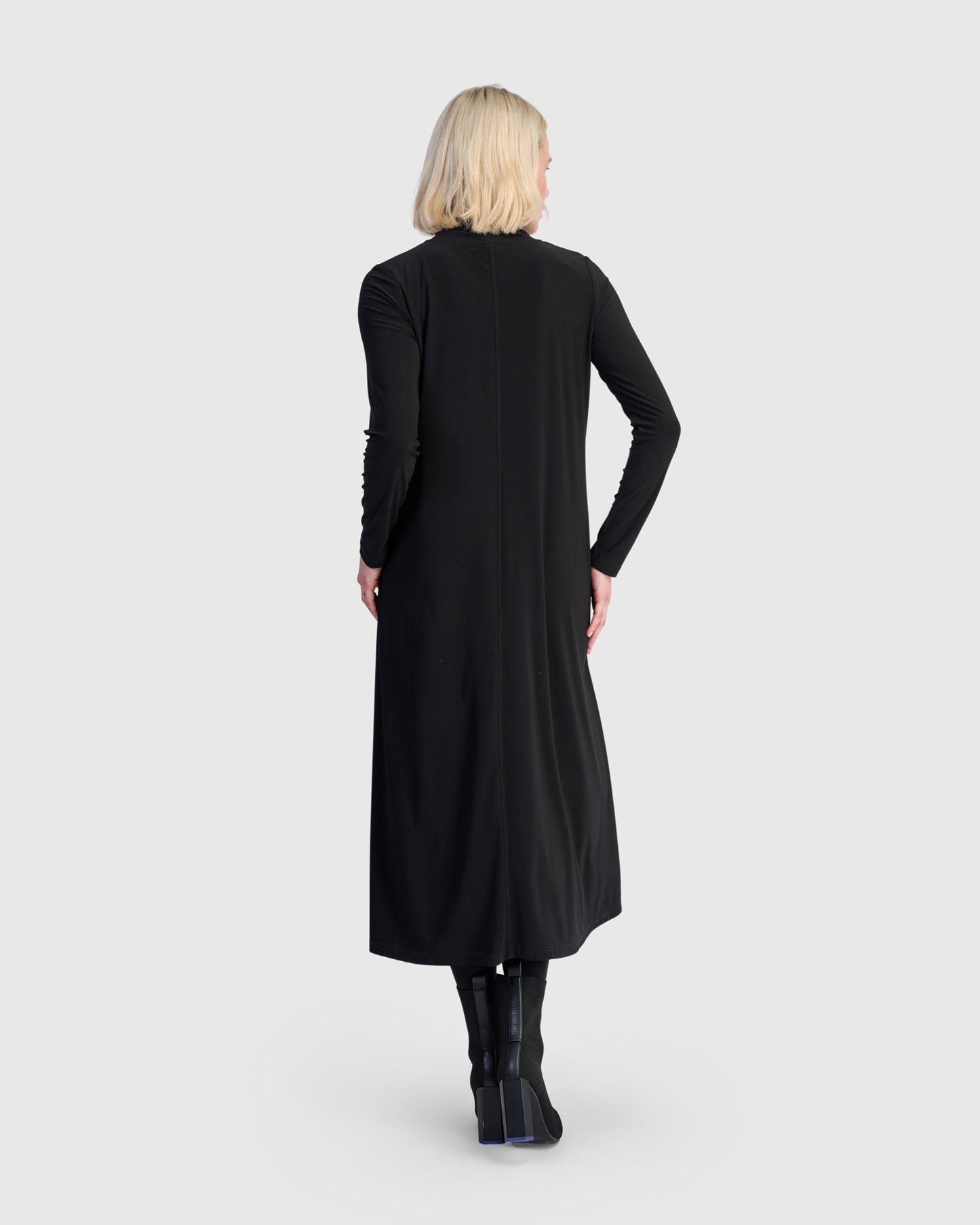 שמלה גולף שחורה