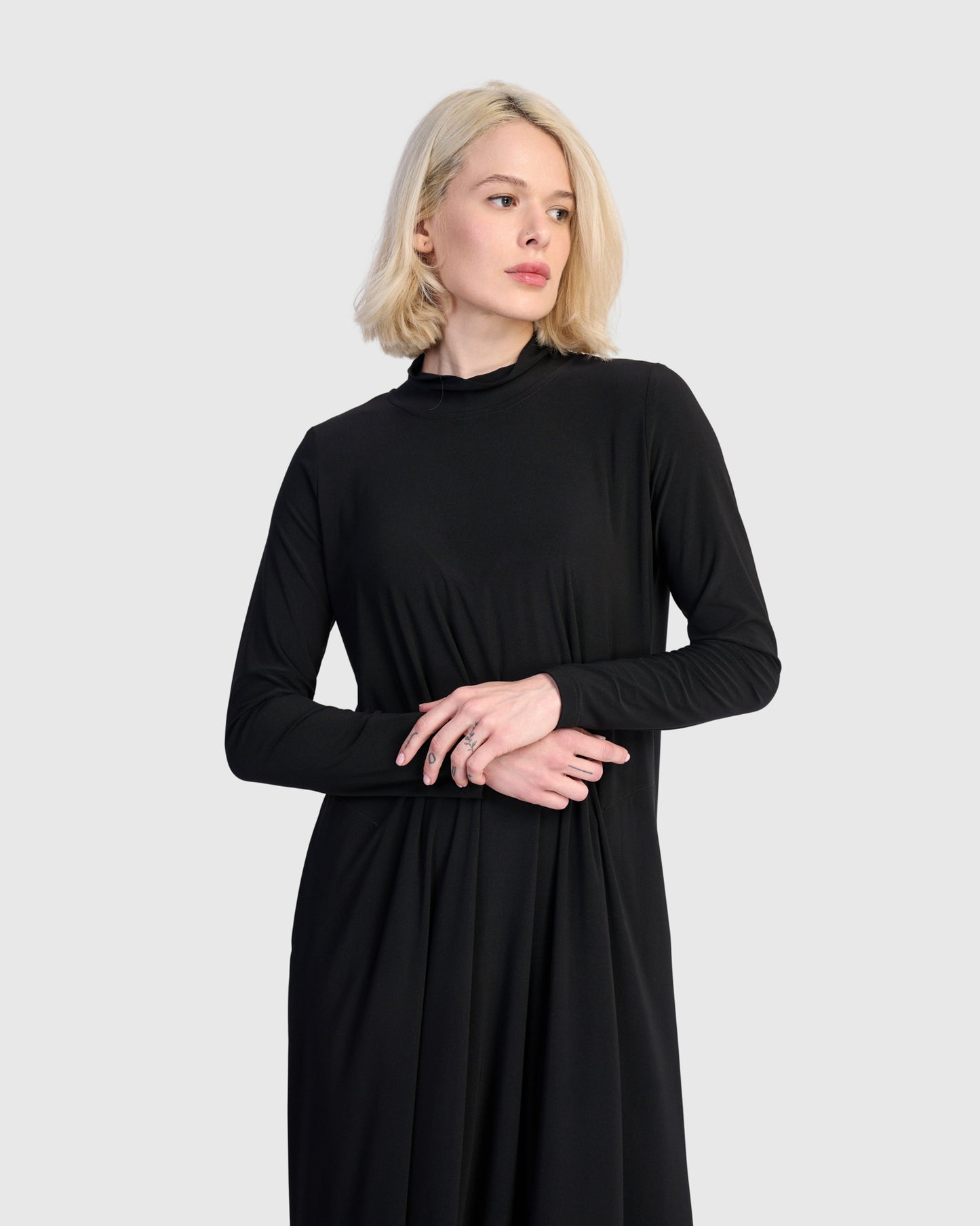 שמלה גולף שחורה