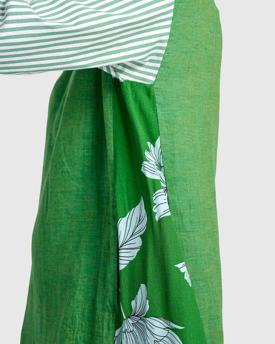 שמלה גדולה מהחיים ירוקה