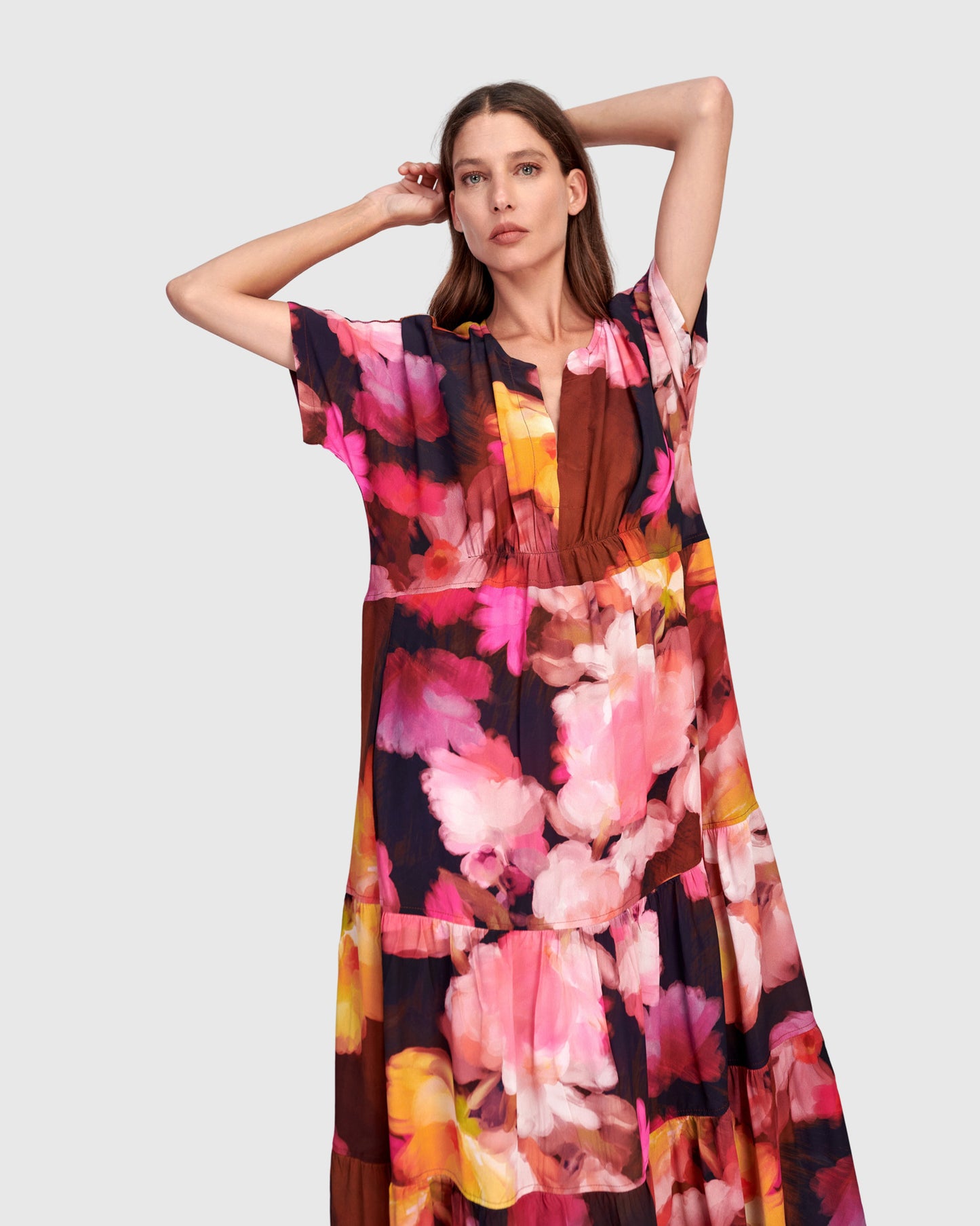 שמלה קומות ורודה