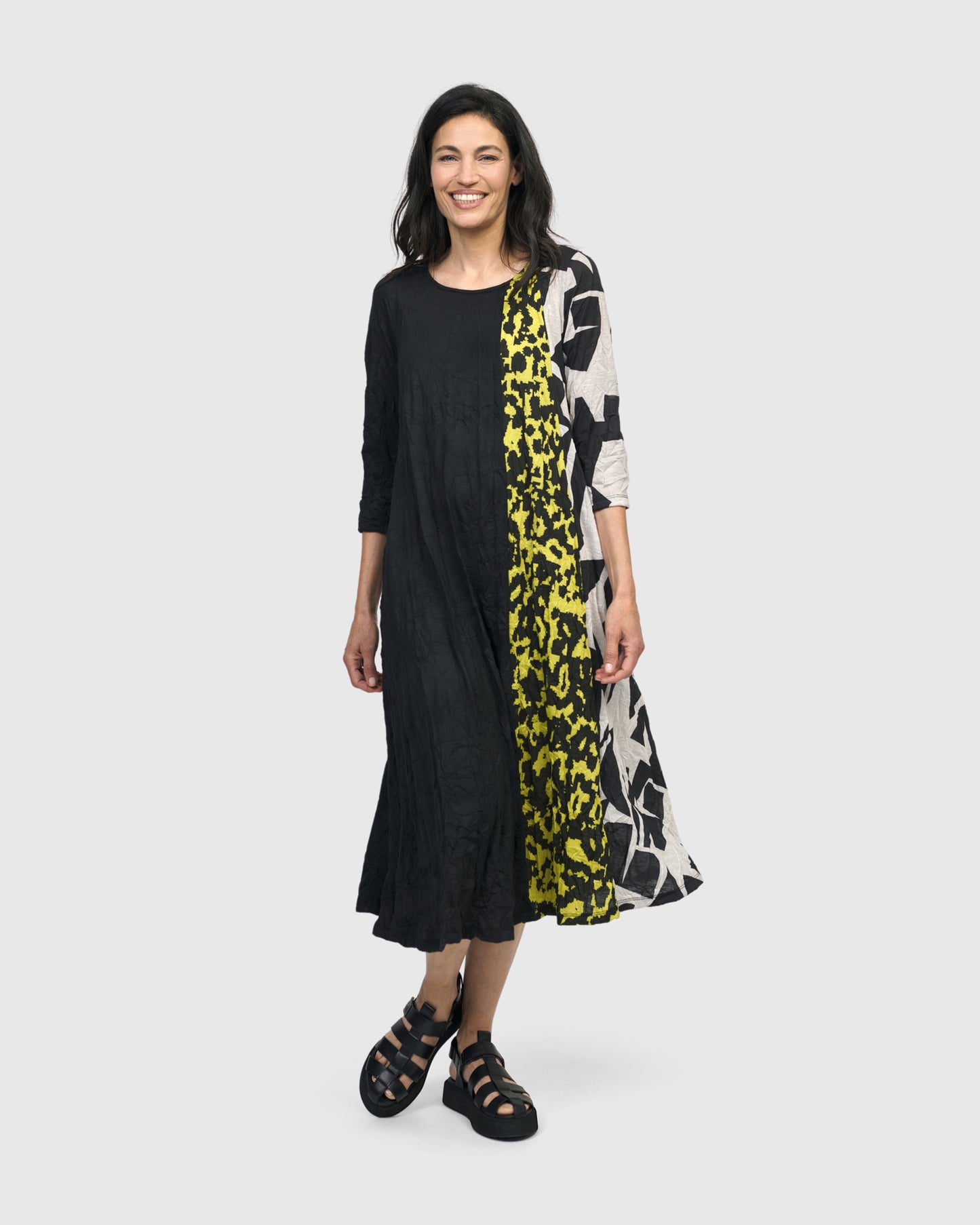 שמלה קרינקל מרגלית ירוקה