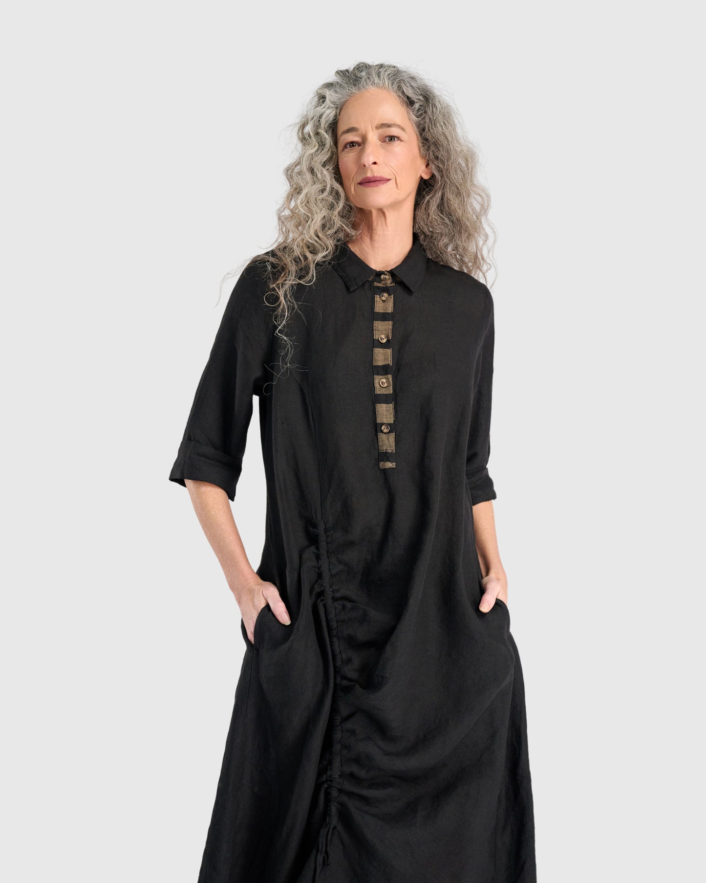 שמלה איסוף שחורה