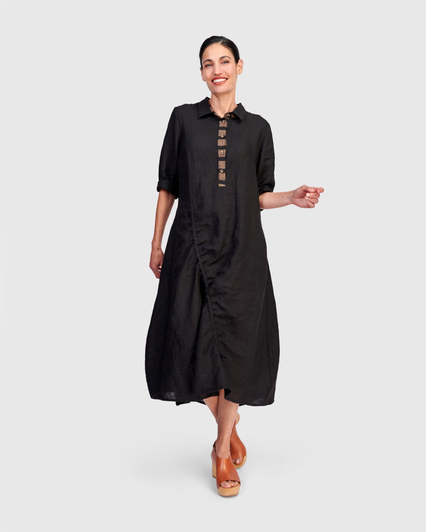 שמלה איסוף שחורה