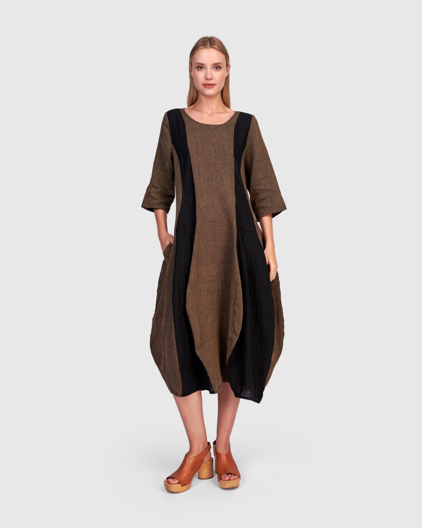 שמלה גולדי פשתן חומה