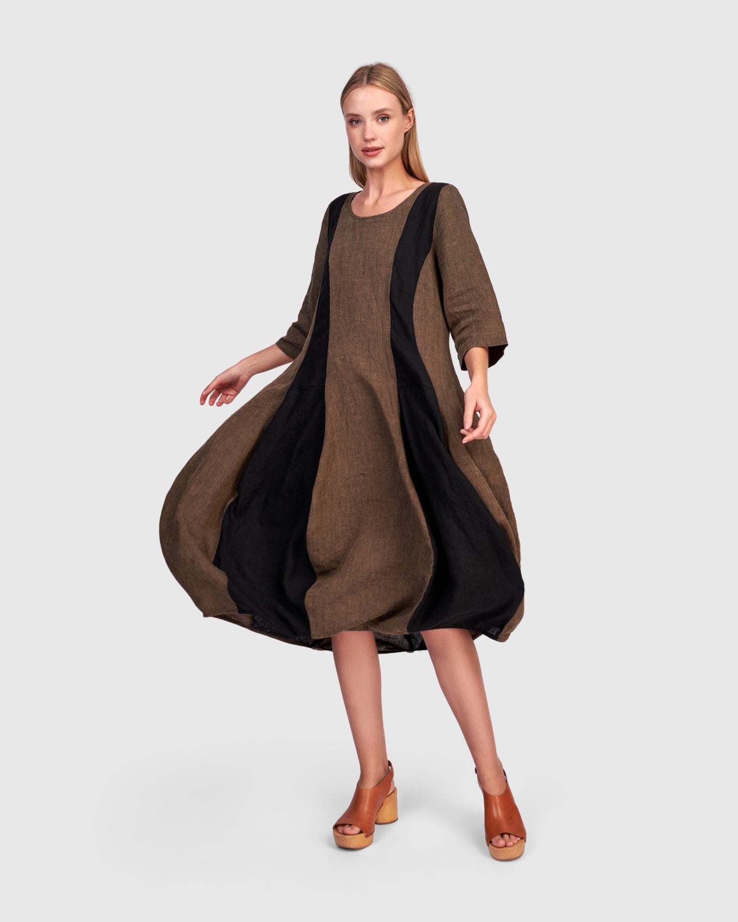 שמלה גולדי פשתן חומה