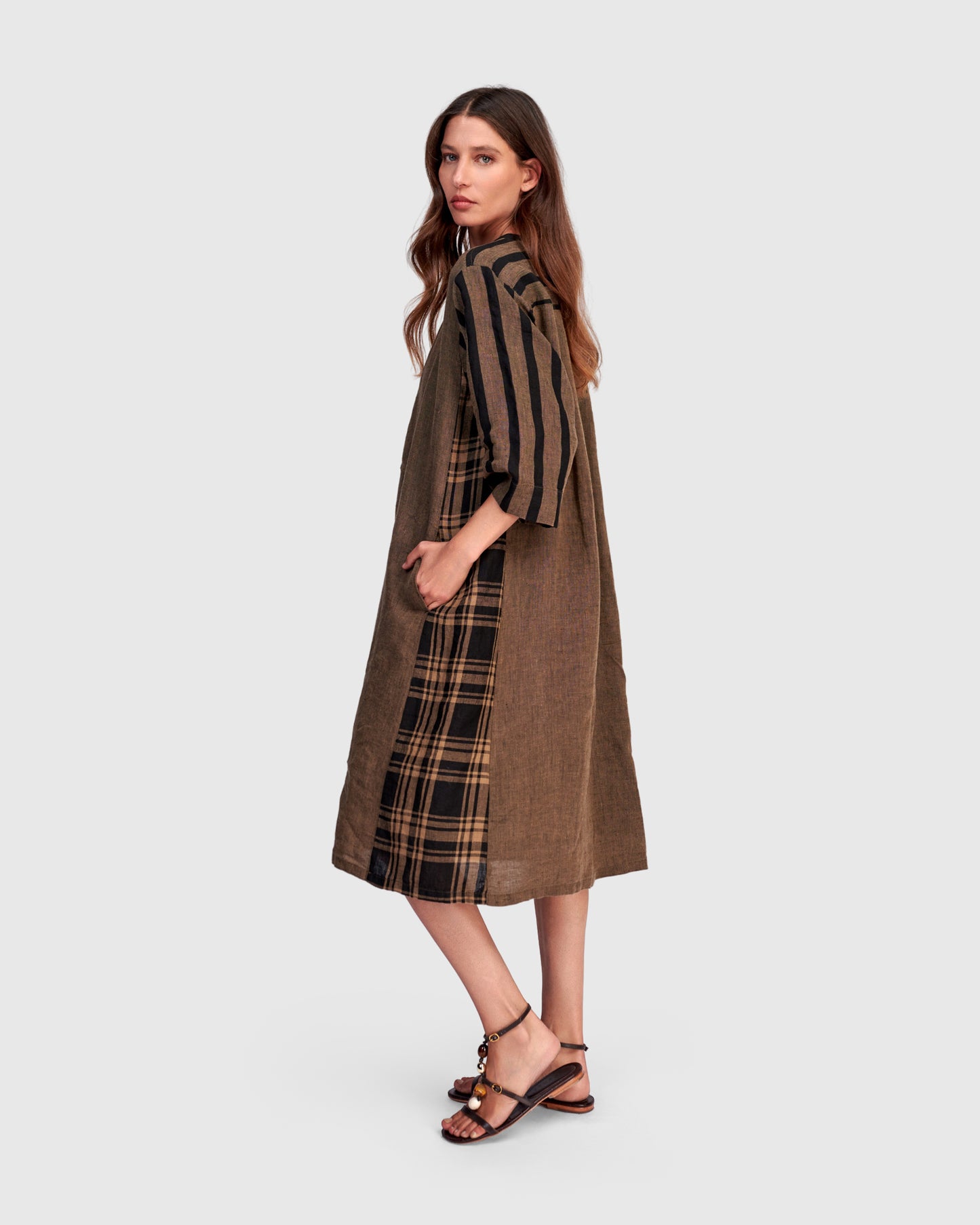 שמלה דלית פשתן חומה