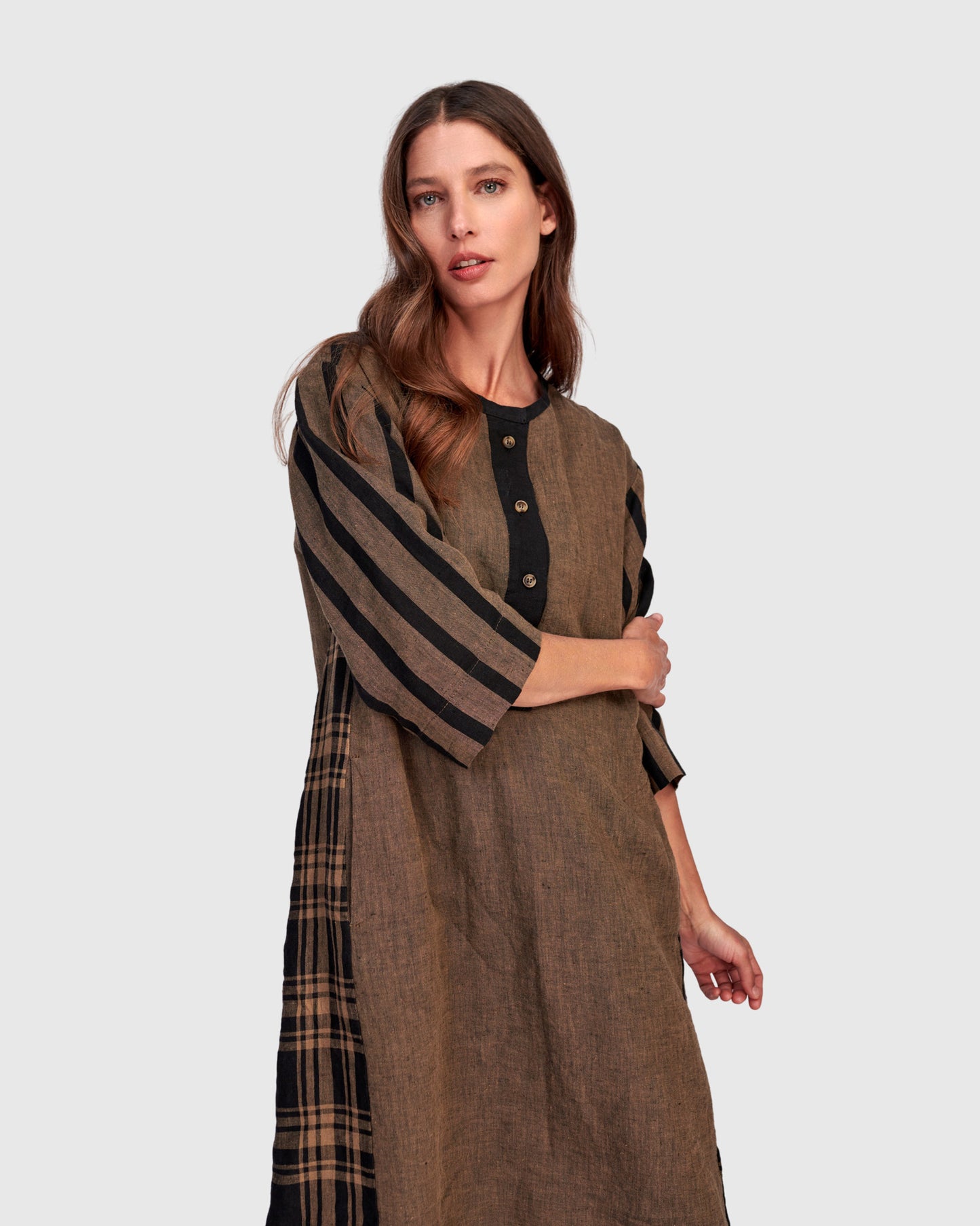 שמלה דלית פשתן חומה