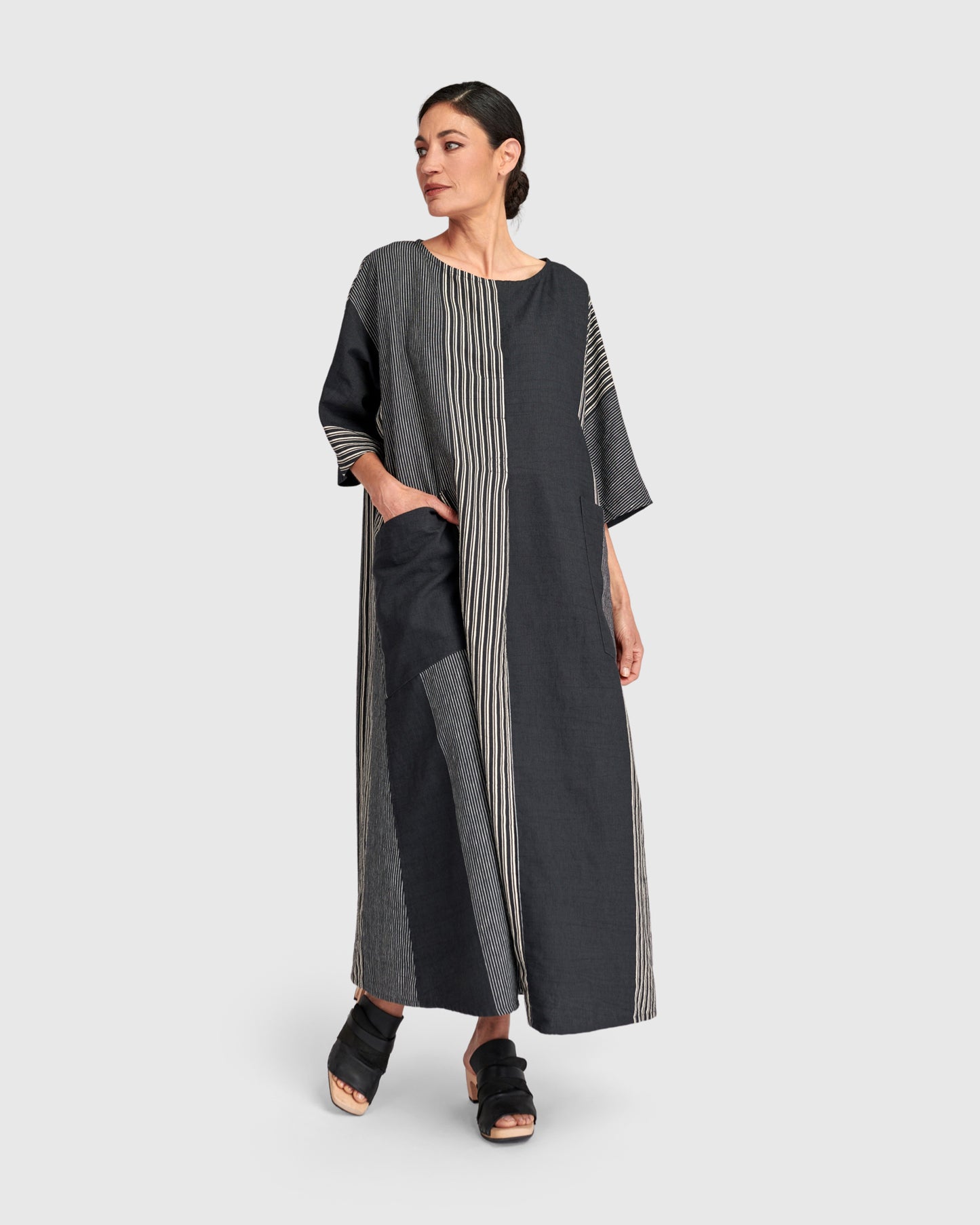 שמלה אורבן אוברסייז פשתן אפור