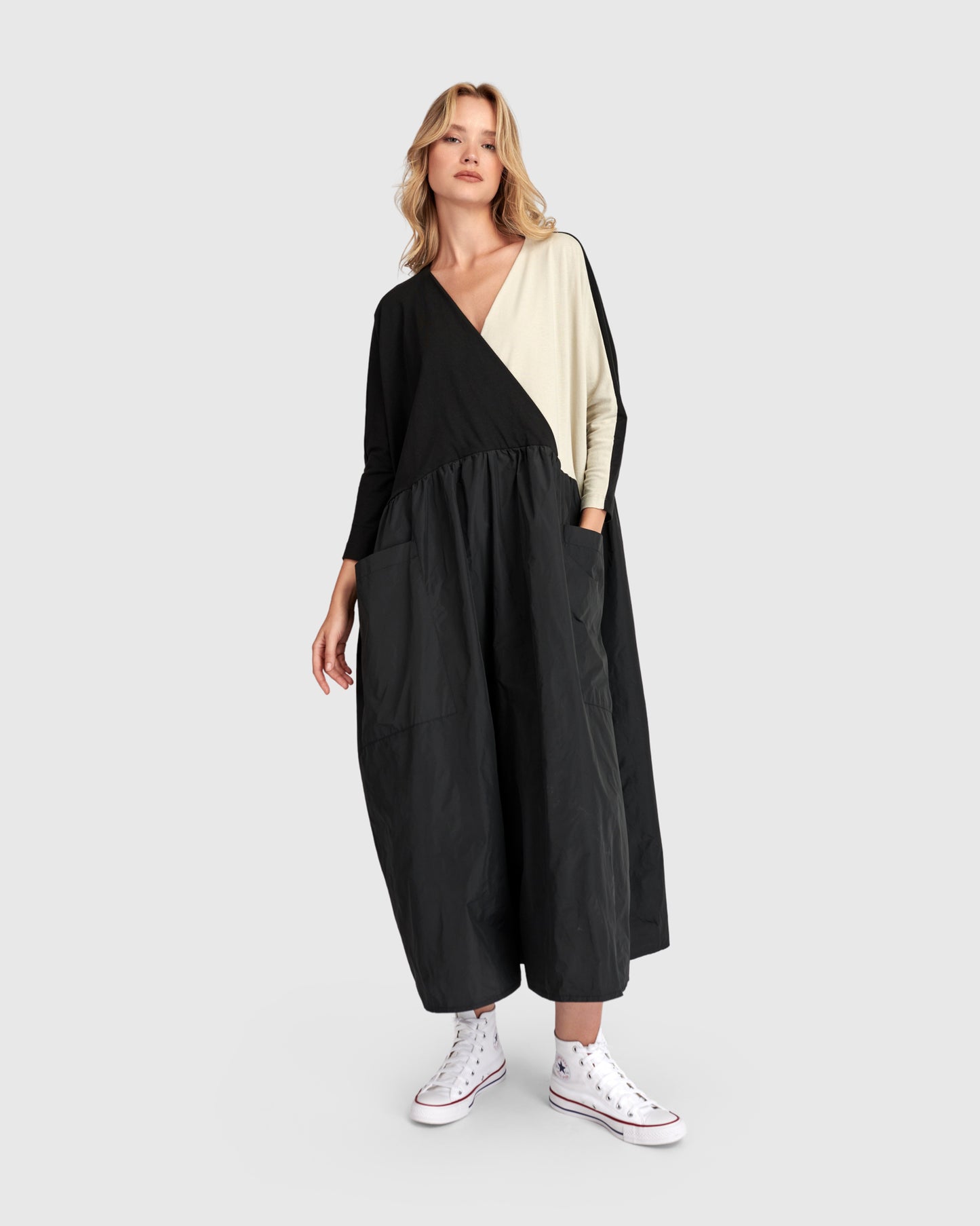 שמלה אורבן בלה מונו