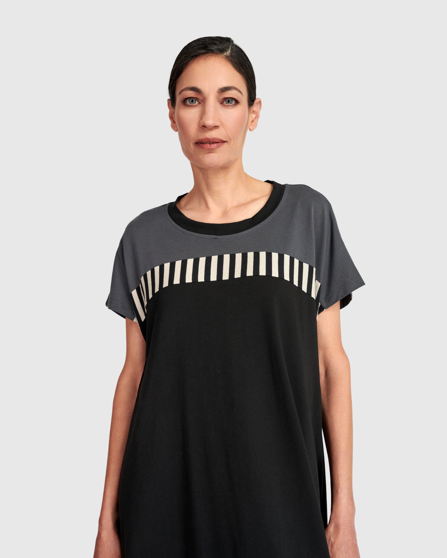 שמלה אורבן טישירט מיקס