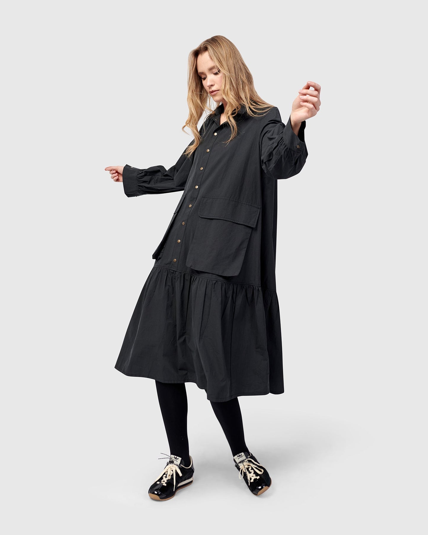 שמלה אורבן כותנה שחורה