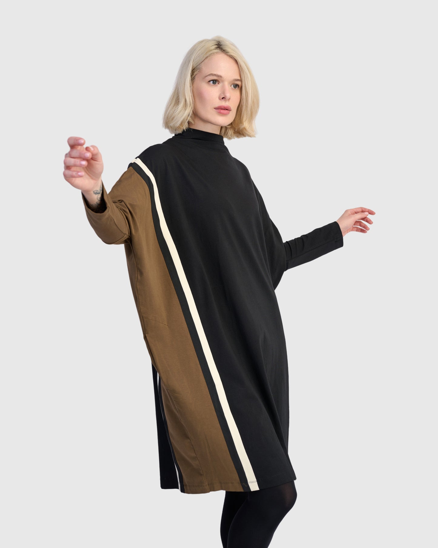 שמלה אורבן פס מיקס