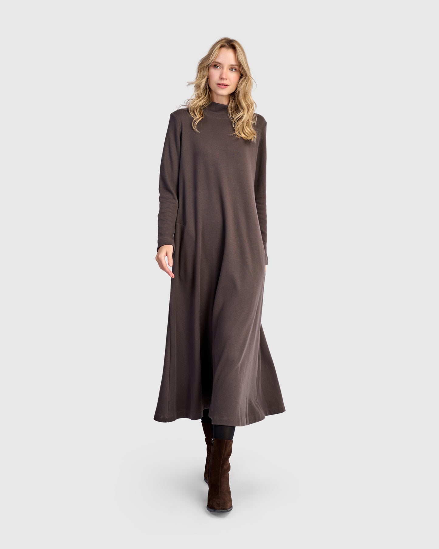 שמלה אורבן גולף מוקה