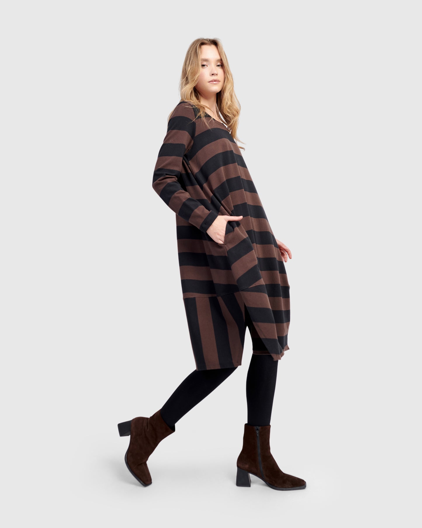 שמלה אורבן ניקי פסים