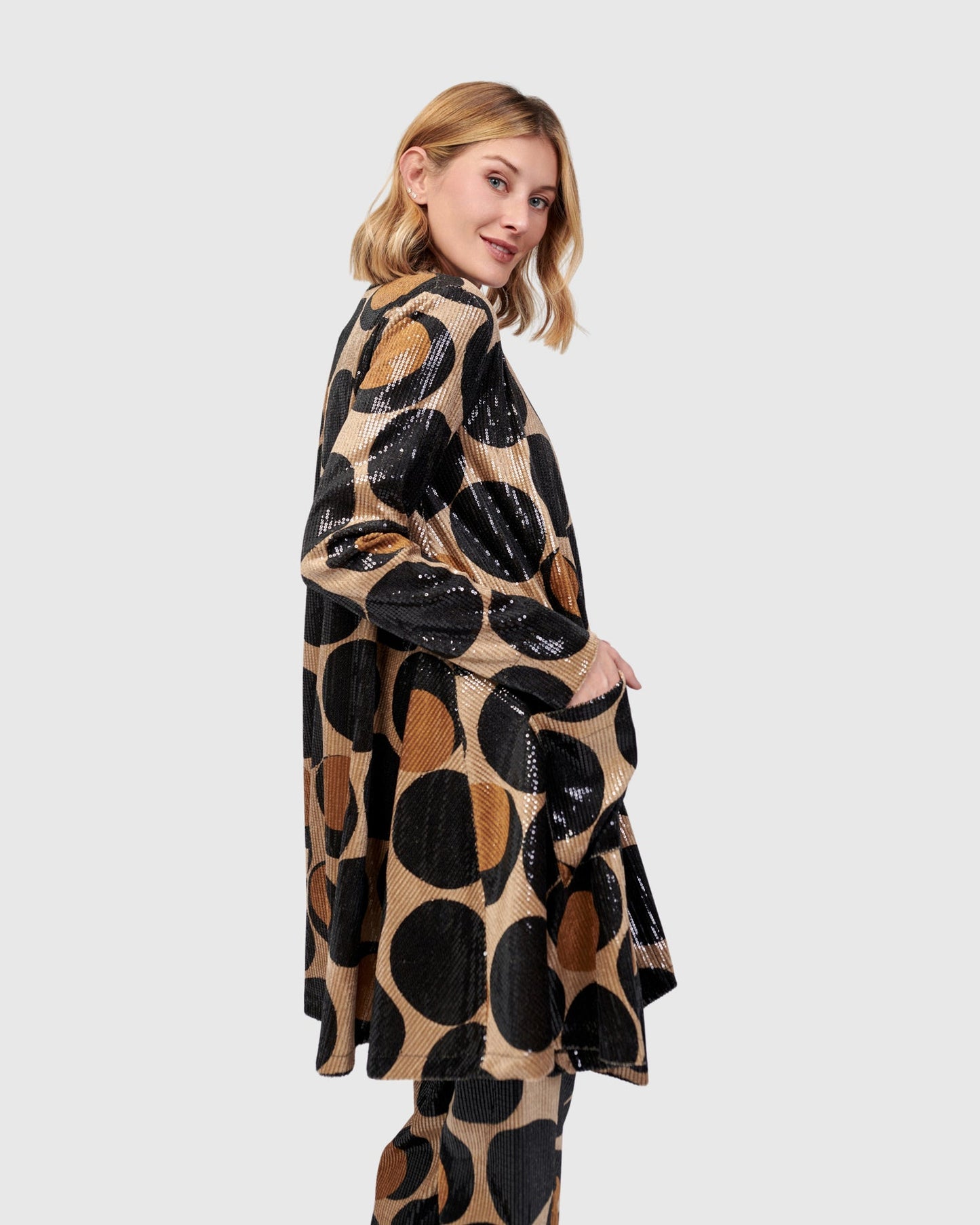 ז'קט מסתובב פאייטים עיגולים