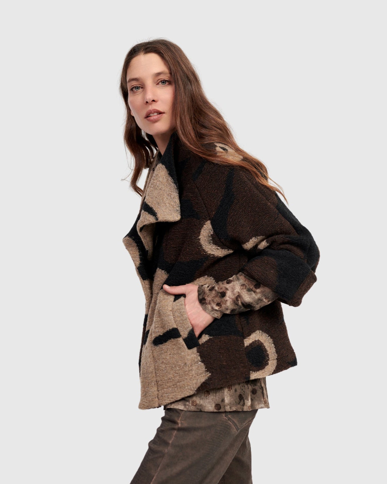 ז'קט חשוב פרח